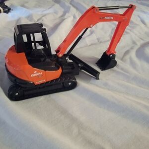 Kubota Toy Excavator With Plow